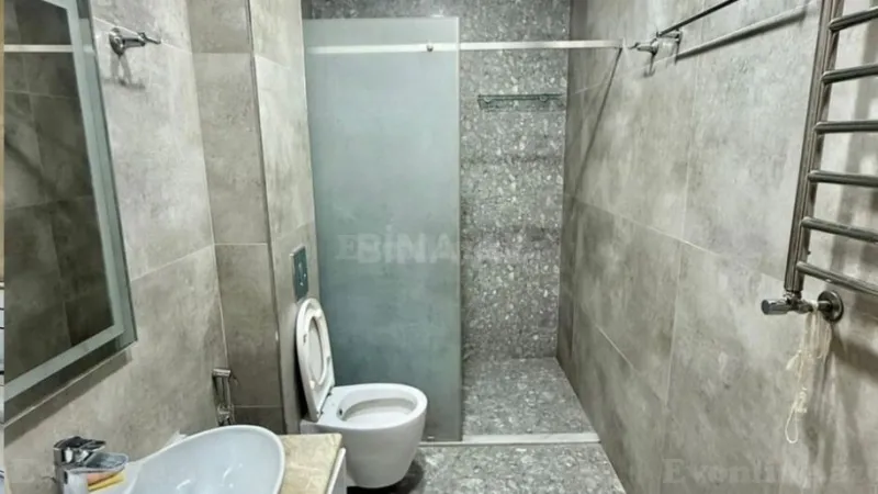 Kirayə verilir 4 otaqlı Mənzil Yeni tikili 190 m² Gənclik m. - şəkil 15