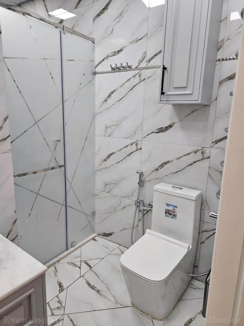 Kirayə verilir 3 otaqlı Mənzil Yeni tikili 135 m² Nərimanov r. - şəkil 14