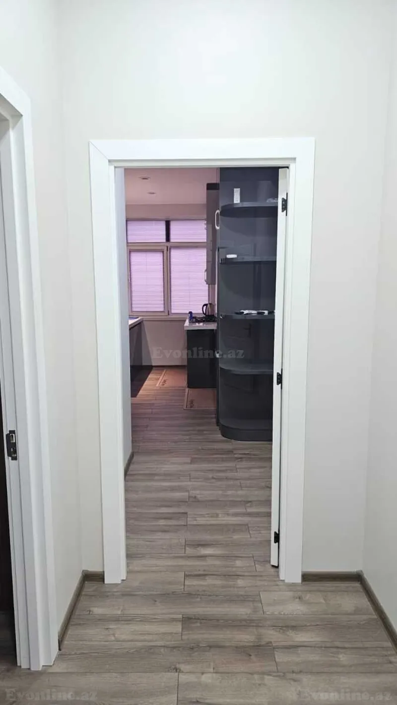 Kirayə verilir 3 otaqlı Mənzil Yeni tikili 120 m² 28 May m. - şəkil 16