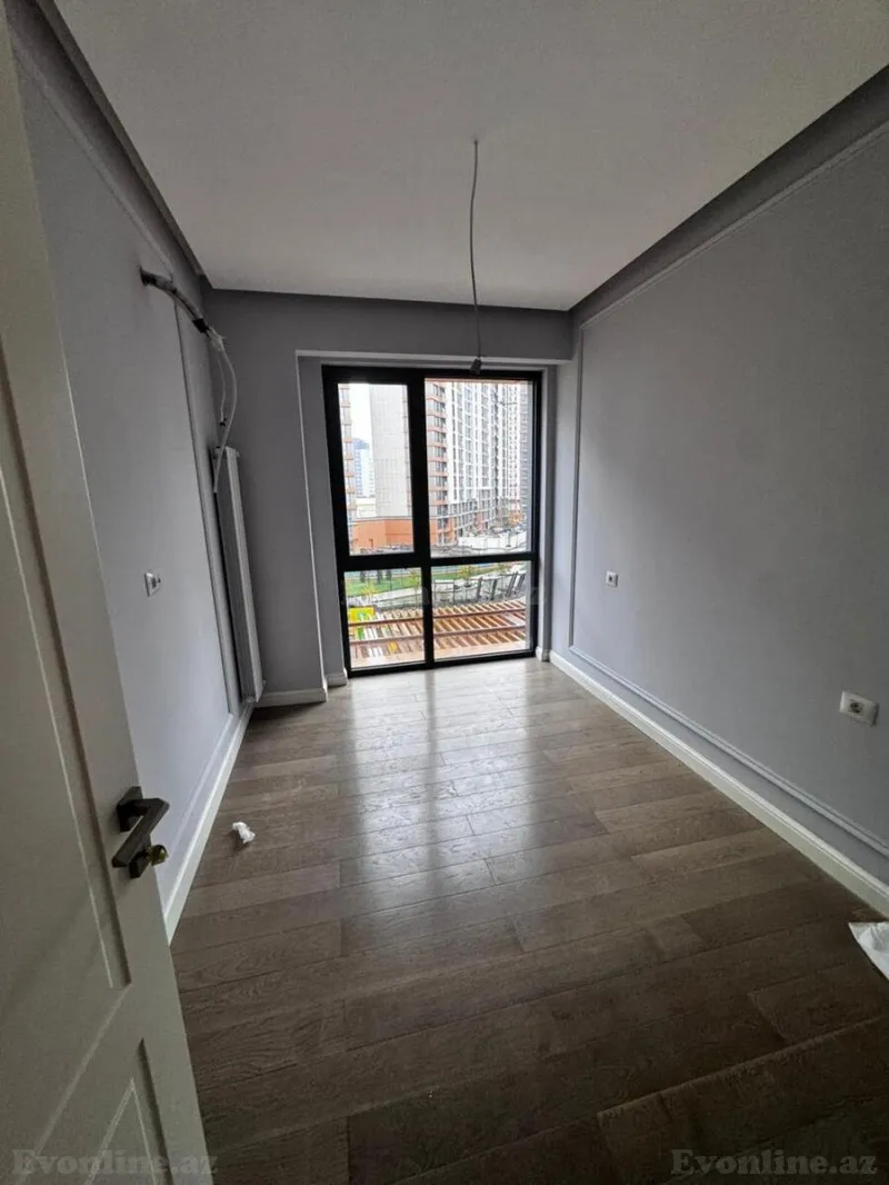 Kirayə verilir 3 otaqlı Mənzil Yeni tikili 77 m² Bakmil m. - şəkil 6