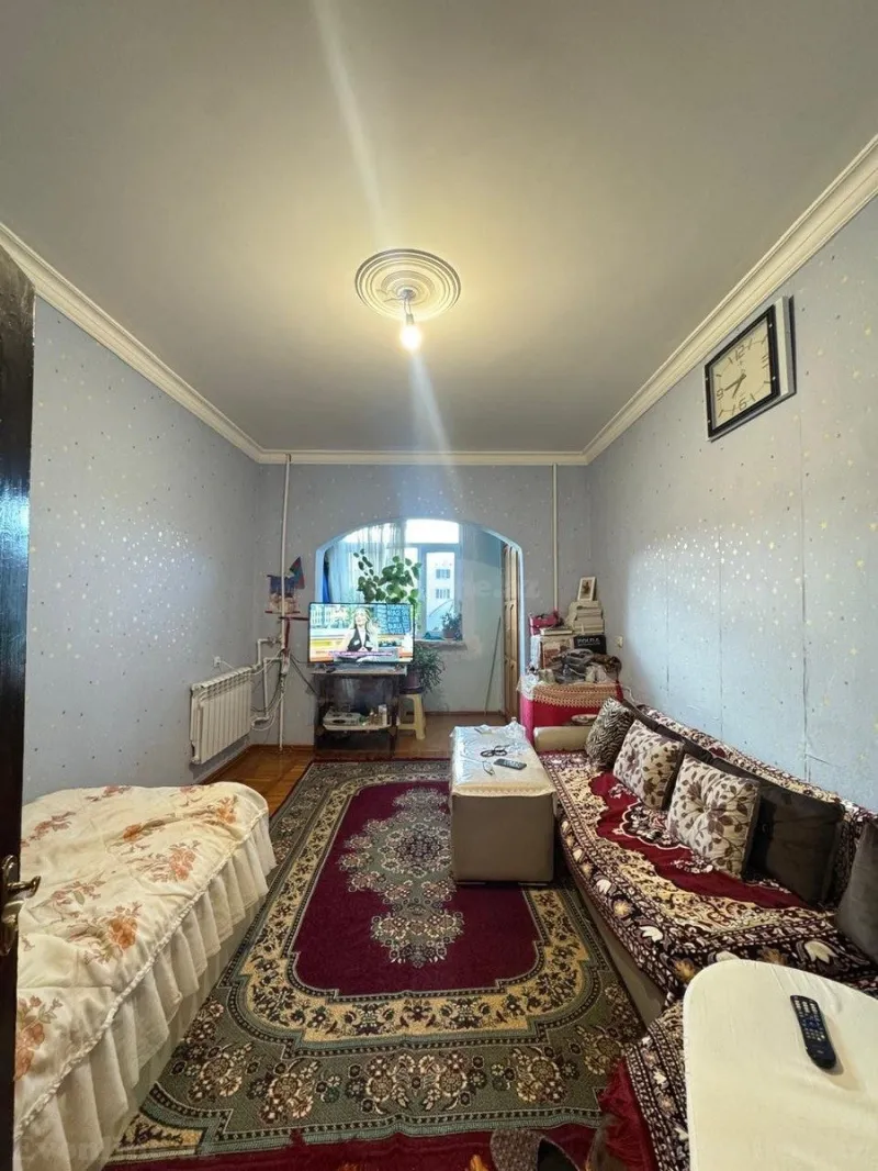 Satılır 2 otaqlı Mənzil Köhnə tikili 65 m² Əhmədli