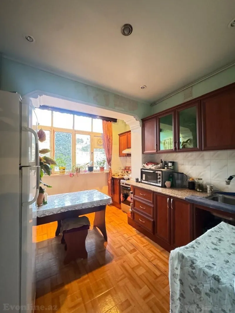 Satılır 2 otaqlı Mənzil Köhnə tikili 65 m² Əhmədli - şəkil 2