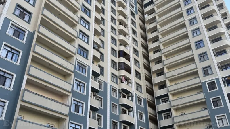 Satılır 4 otaqlı Mənzil Yeni tikili 175 m² Nəsimi r. - şəkil 3