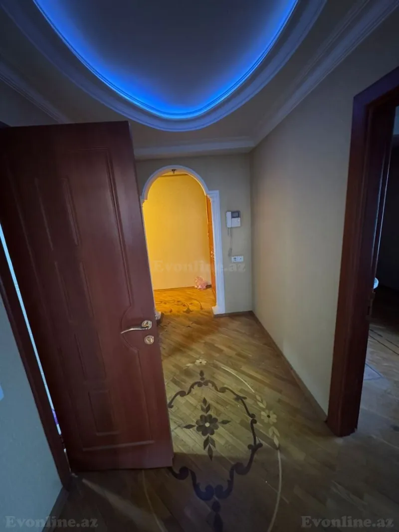 Satılır 2 otaqlı Mənzil Köhnə tikili 76 m² 28 May m. - şəkil 10