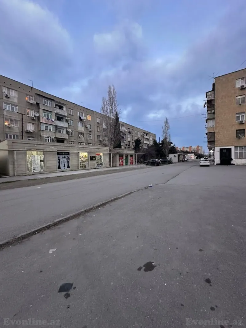 Satılır 2 otaqlı Mənzil Köhnə tikili 50 m² Suraxanı r.