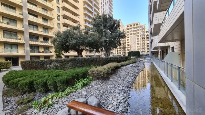 Satılır 3 otaqlı Mənzil Yeni tikili 175 m² Nəsimi r. - şəkil 16