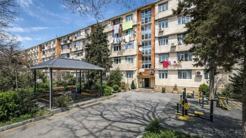 Satılır 2 otaqlı Mənzil Yeni tikili 50 m² Qara Qarayev m.