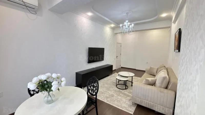 Kirayə verilir 2 otaqlı Mənzil Yeni tikili 70 m² Nəsimi r. - şəkil 2