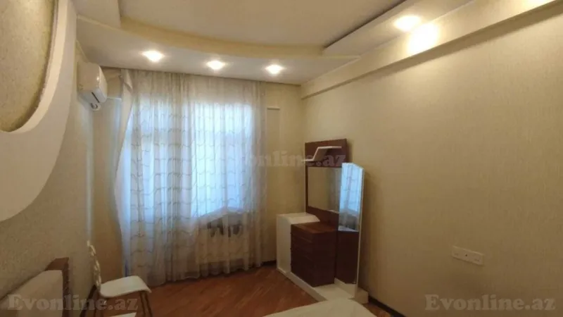 Kirayə verilir 3 otaqlı Mənzil Yeni tikili 130 m² Nərimanov r. - şəkil 7