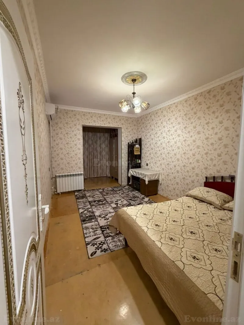 Satılır 2 otaqlı Mənzil Köhnə tikili 65 m² Suraxanı r. - şəkil 6