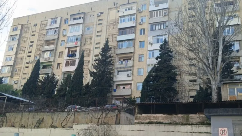 Satılır 2 otaqlı Mənzil Köhnə tikili 75 m² Yasamal