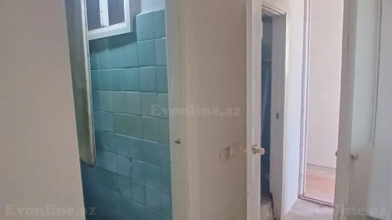 Satılır 2 otaqlı Mənzil Köhnə tikili 75 m² Yasamal - şəkil 8