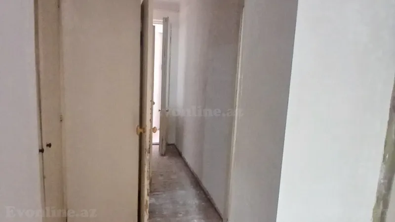 Satılır 2 otaqlı Mənzil Köhnə tikili 75 m² Yasamal - şəkil 9