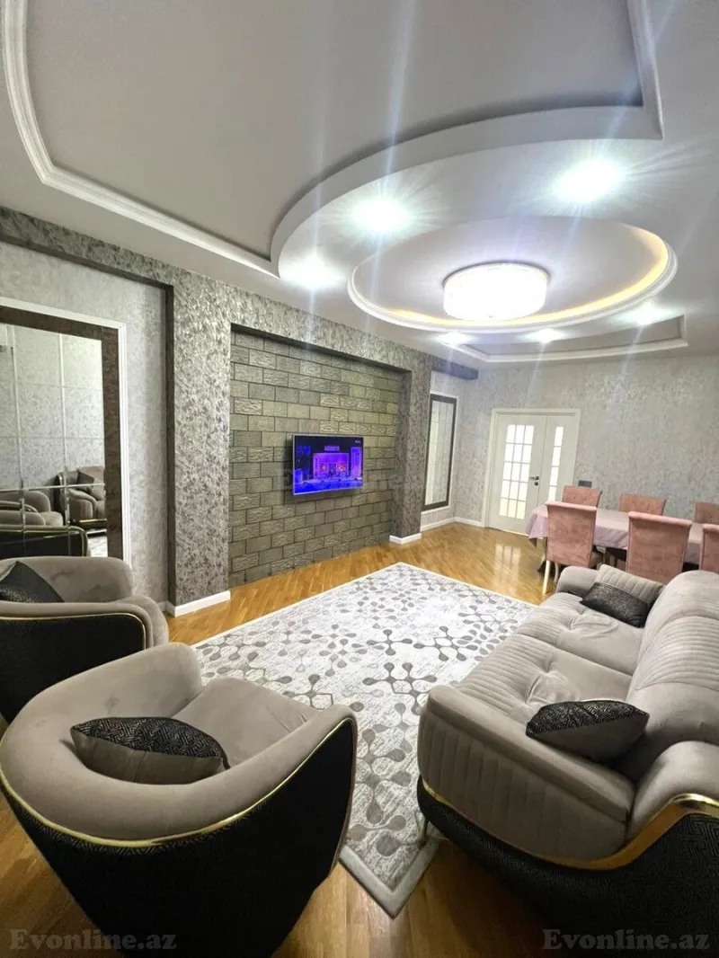 Satılır 3 otaqlı Mənzil Yeni tikili 130 m² 9-cu mikrorayon