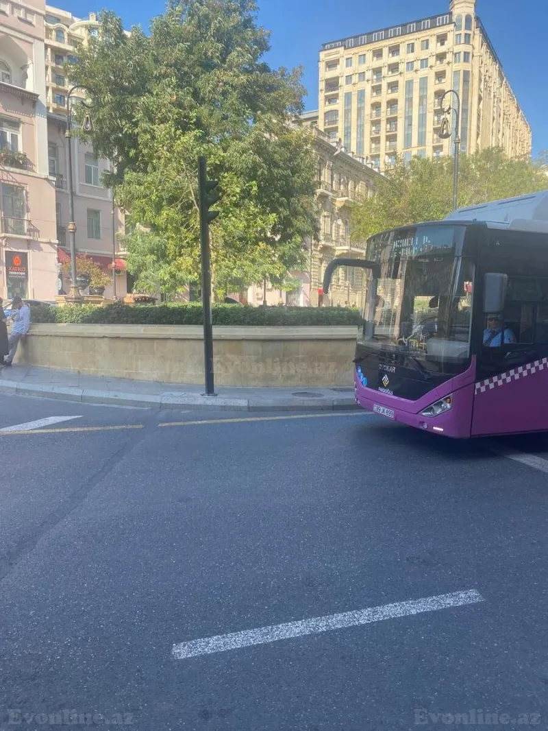 Kirayə verilir Obyekt 80 m² İçərişəhər m. - şəkil 8