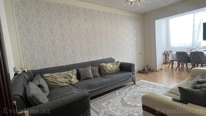 Satılır 3 otaqlı Mənzil Köhnə tikili 68 m² Həzi Aslanov
