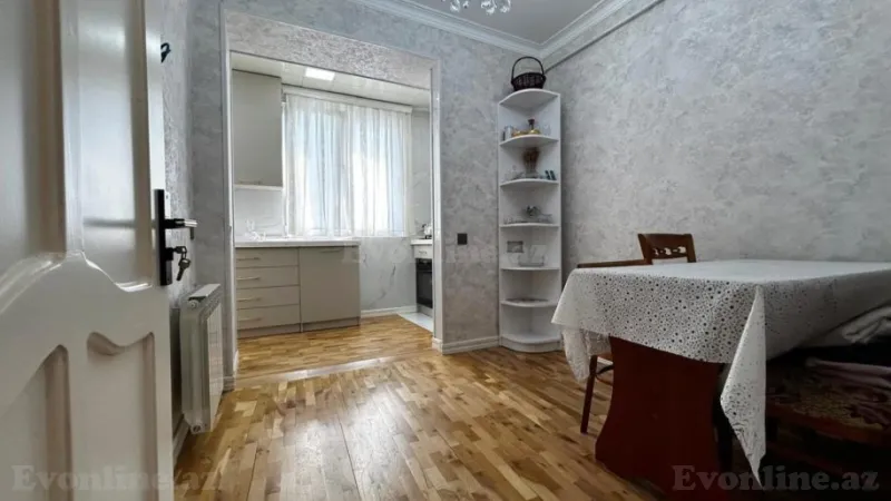 Satılır 3 otaqlı Mənzil Köhnə tikili 75 m² Nərimanov r. - şəkil 6