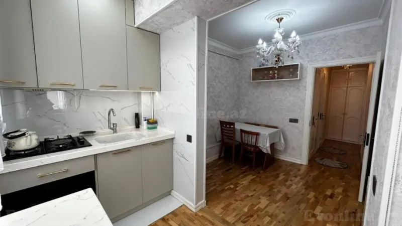 Satılır 3 otaqlı Mənzil Köhnə tikili 75 m² Nərimanov r. - şəkil 7