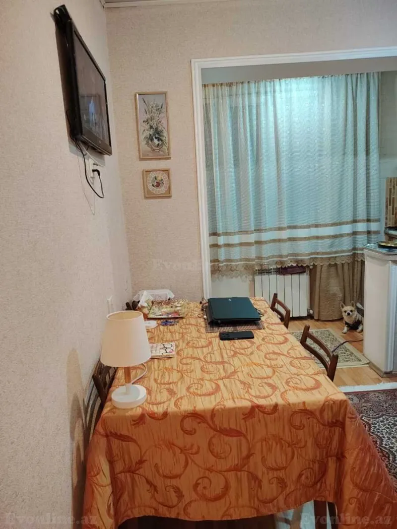 Satılır 2 otaqlı Mənzil Köhnə tikili 55 m² Nəriman Nərimanov m. - şəkil 3