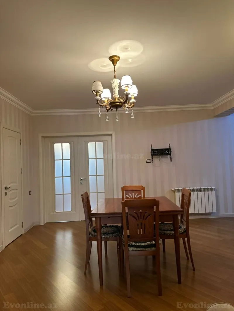 Kirayə verilir 3 otaqlı Mənzil Yeni tikili 120 m² Nərimanov r.