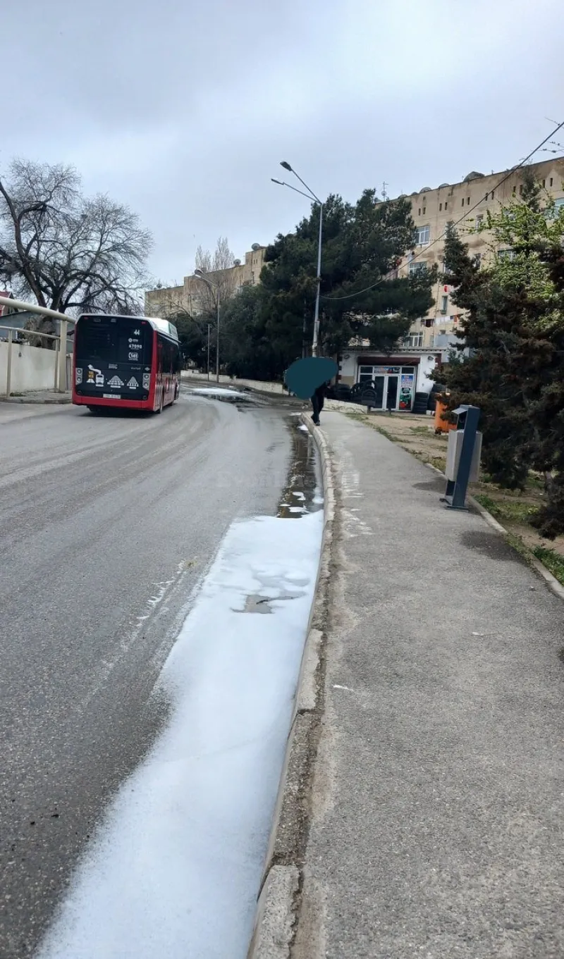 Satılır 3 otaqlı Mənzil Köhnə tikili 60 m² Əmircan