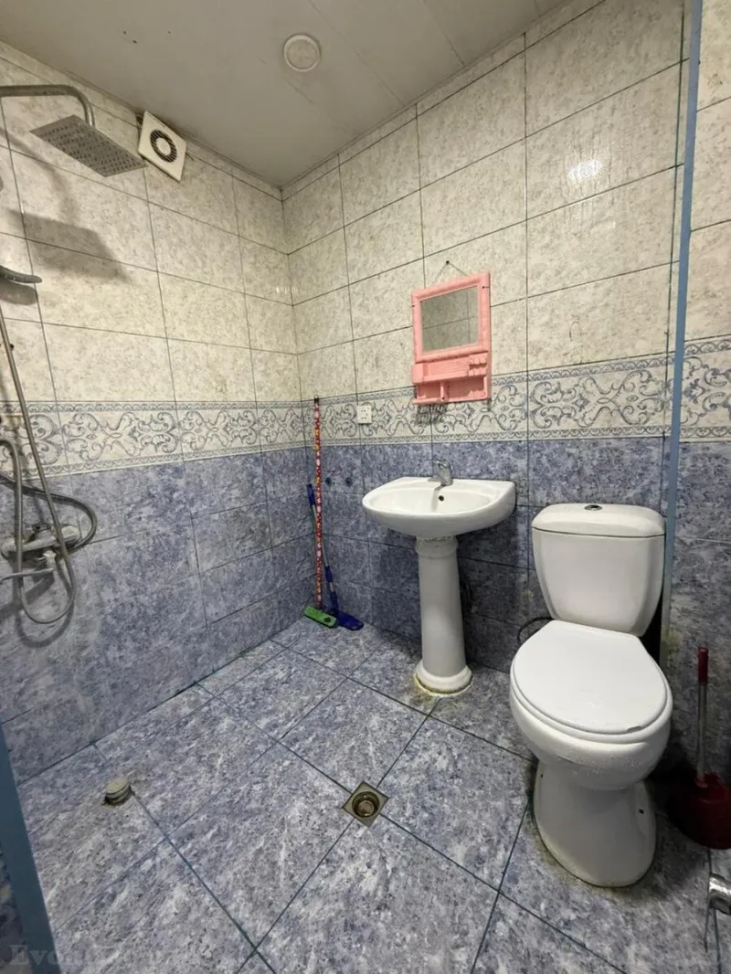 Kirayə verilir 2 otaqlı Mənzil Köhnə tikili 60 m² Neftçilər m.