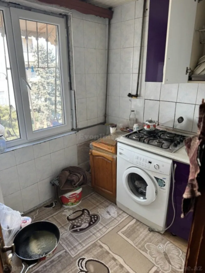 Satılır 2 otaqlı Mənzil Köhnə tikili 48 m² Xalqlar Dostluğu m. - şəkil 3