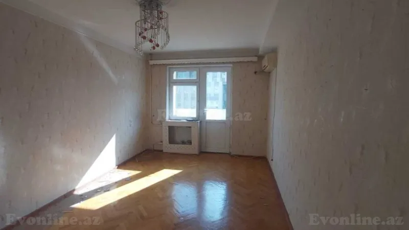 Satılır 2 otaqlı Mənzil Köhnə tikili 65 m² Elmlər Akademiyası m. - şəkil 3