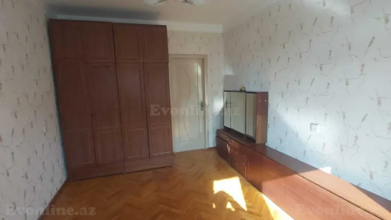 Satılır 2 otaqlı Mənzil Köhnə tikili 65 m² Elmlər Akademiyası m. - şəkil 6