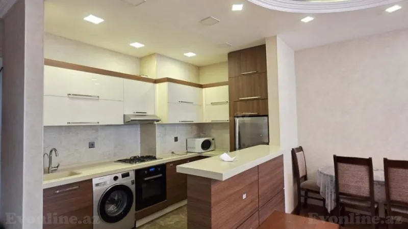 Satılır 3 otaqlı Mənzil Yeni tikili 80 m² 8 Noyabr m. - şəkil 2