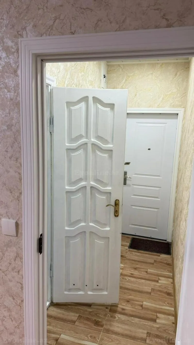 Satılır 2 otaqlı Mənzil Köhnə tikili 55 m² 7-ci mikrorayon - şəkil 12