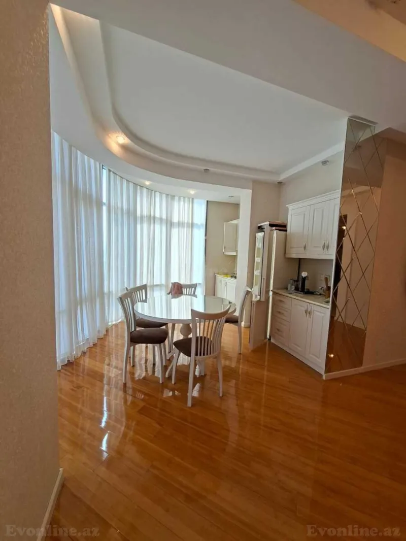 Kirayə verilir 4 otaqlı Mənzil Yeni tikili 130 m² Nizami m. - şəkil 2