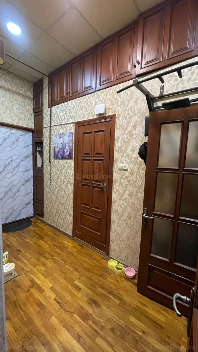 Satılır 3 otaqlı Mənzil Köhnə tikili 80 m² Sahil m. - şəkil 10