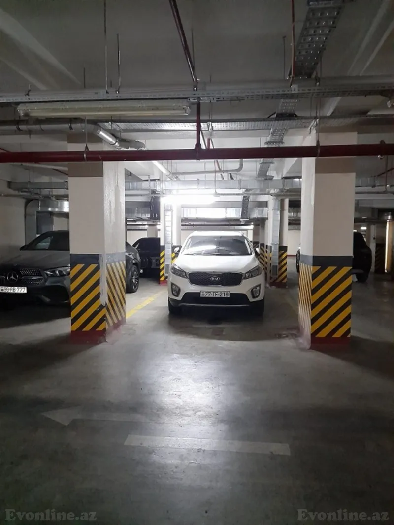 Kirayə verilir 4 otaqlı Mənzil Yeni tikili 220 m² Sahil m. - şəkil 2