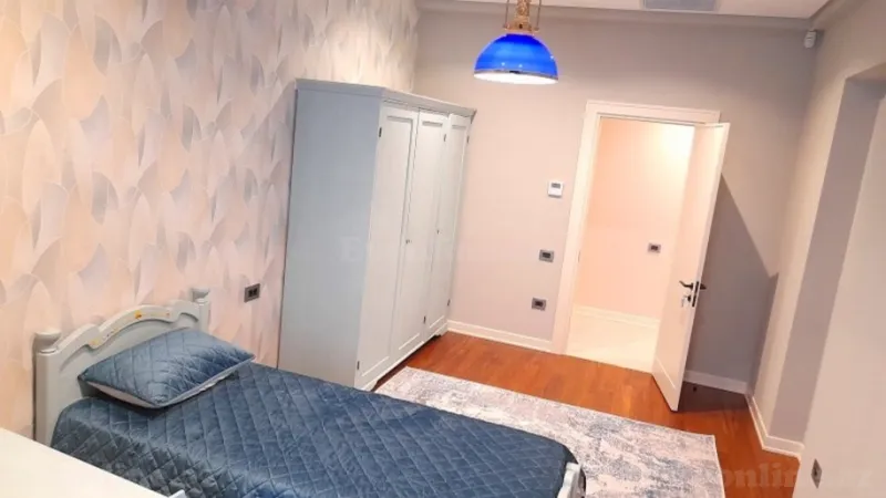 Kirayə verilir 4 otaqlı Mənzil Yeni tikili 220 m² Sahil m. - şəkil 16