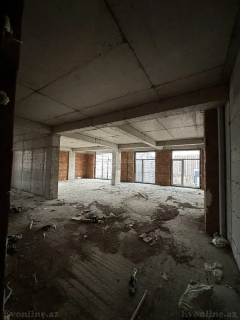 Satılır 4 otaqlı Mənzil Yeni tikili 149 m² 28 May m. - şəkil 6