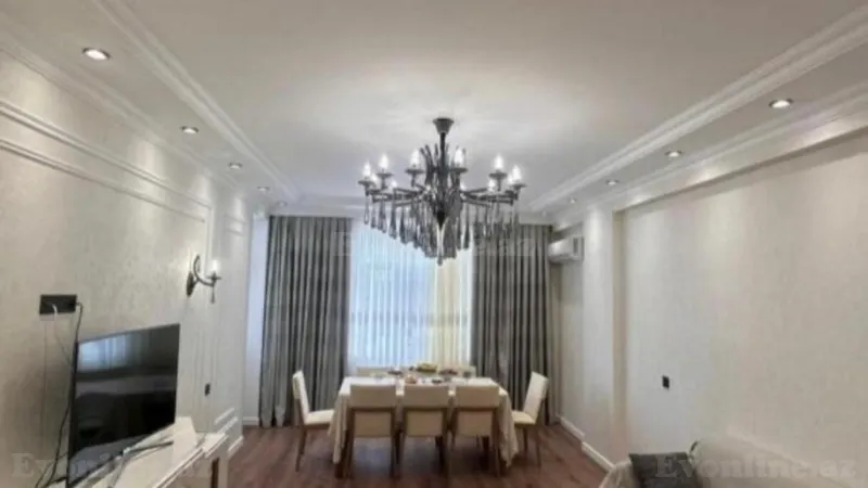 Bakı, Nəsimi r., Memar Əcəmi m., 2-ci mikrorayonda 3 otaqlı mənzil satılır