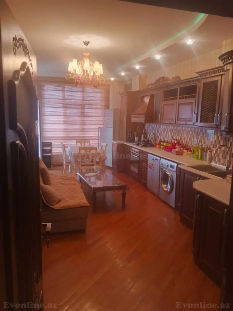 Satılır 4 otaqlı Mənzil Yeni tikili 170 m² Nəsimi r. - şəkil 13