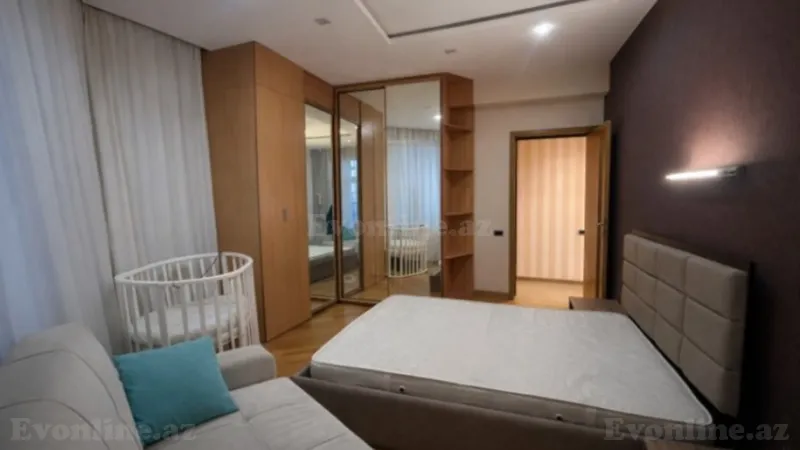 Kirayə verilir 3 otaqlı Mənzil Yeni tikili 140 m² 28 May m. - şəkil 10