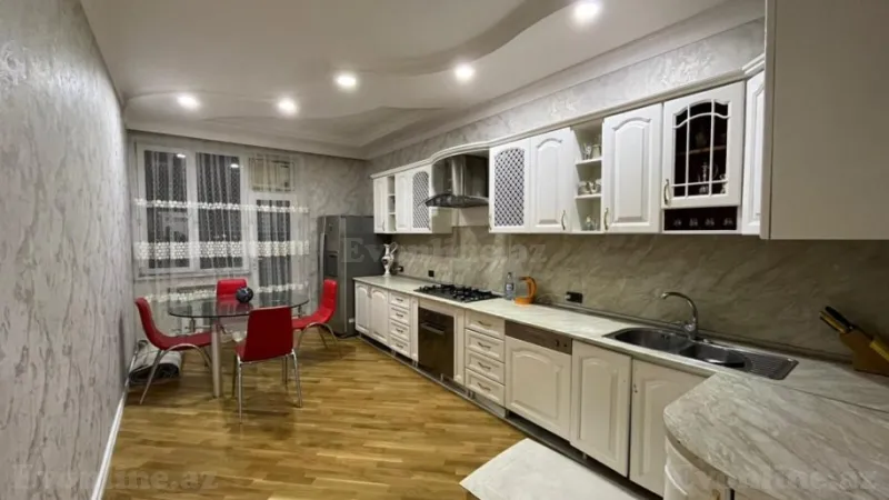 Kirayə verilir 3 otaqlı Mənzil Yeni tikili 140 m² Nizami m. - şəkil 12