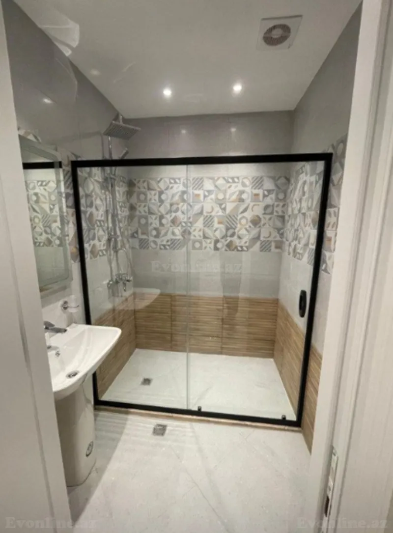 Satılır 2 otaqlı Mənzil Yeni tikili 75 m² 8-ci kilometr - şəkil 2