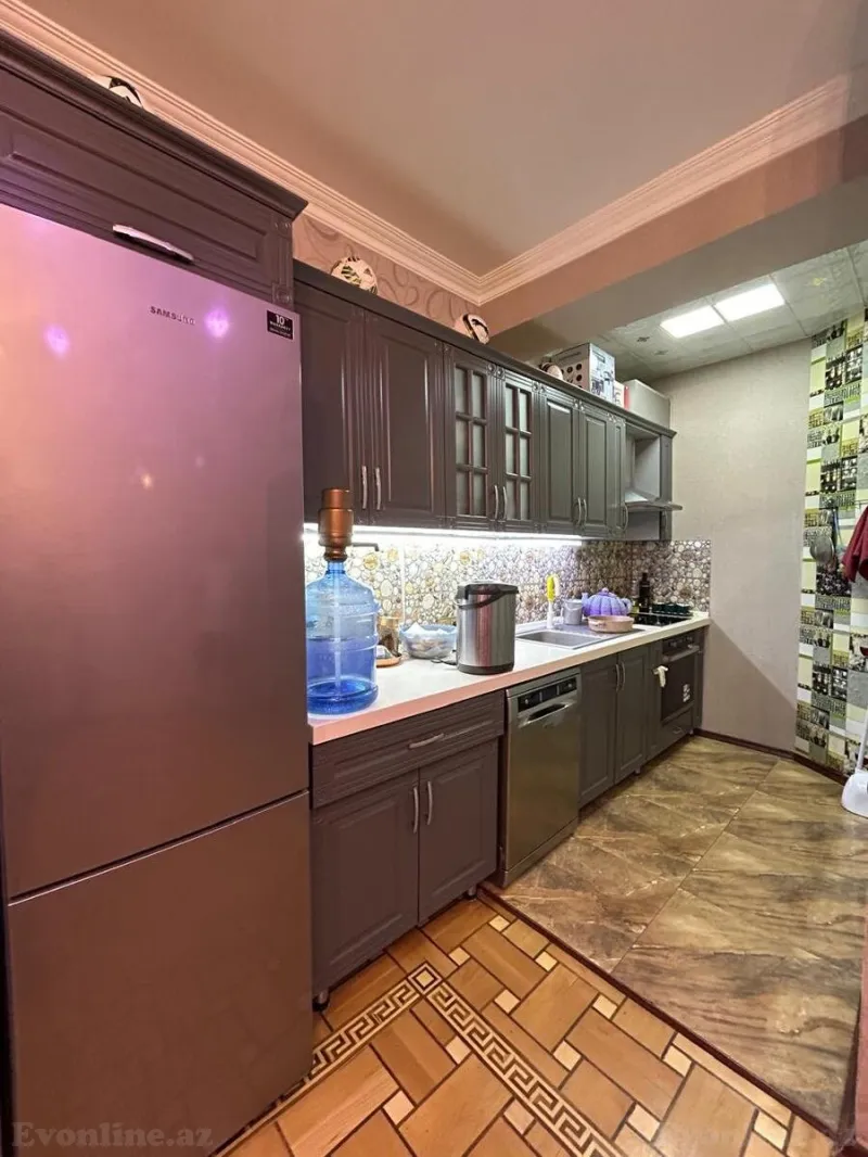 Satılır 4 otaqlı Mənzil Yeni tikili 140 m² Xətai m. - şəkil 5