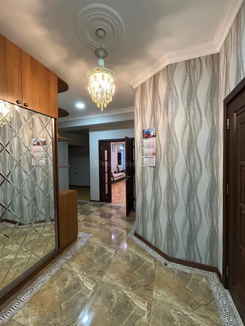 Satılır 4 otaqlı Mənzil Yeni tikili 140 m² Xətai m. - şəkil 14