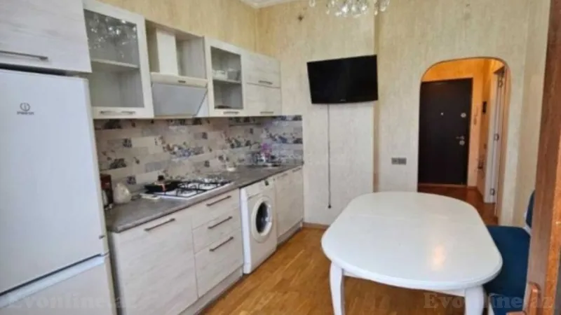 Satılır 2 otaqlı Mənzil Yeni tikili 51 m² Azadlıq prospekti m. - şəkil 2