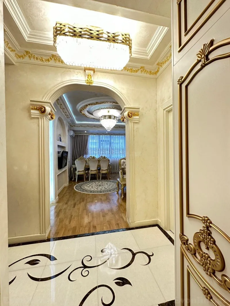 Satılır 2 otaqlı Mənzil Yeni tikili 70 m² 8 Noyabr m. - şəkil 3