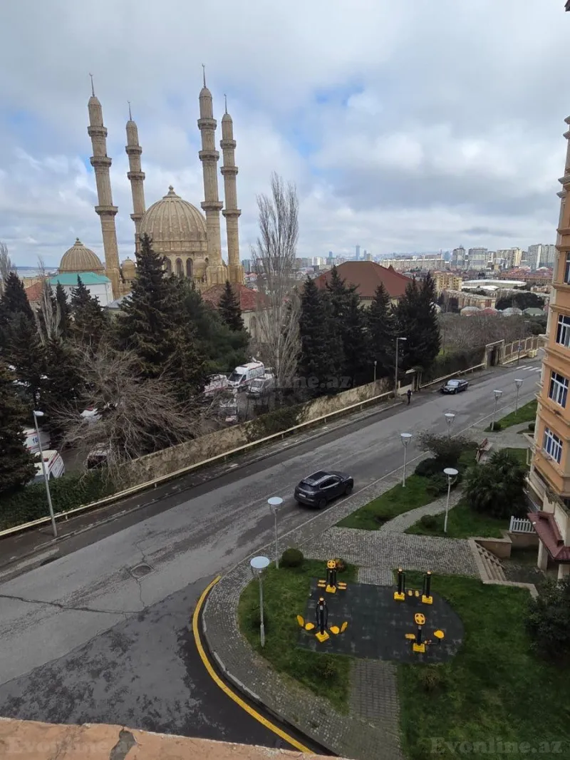 Satılır 4 otaqlı Mənzil Köhnə tikili 106 m² Nəsimi m. - şəkil 19