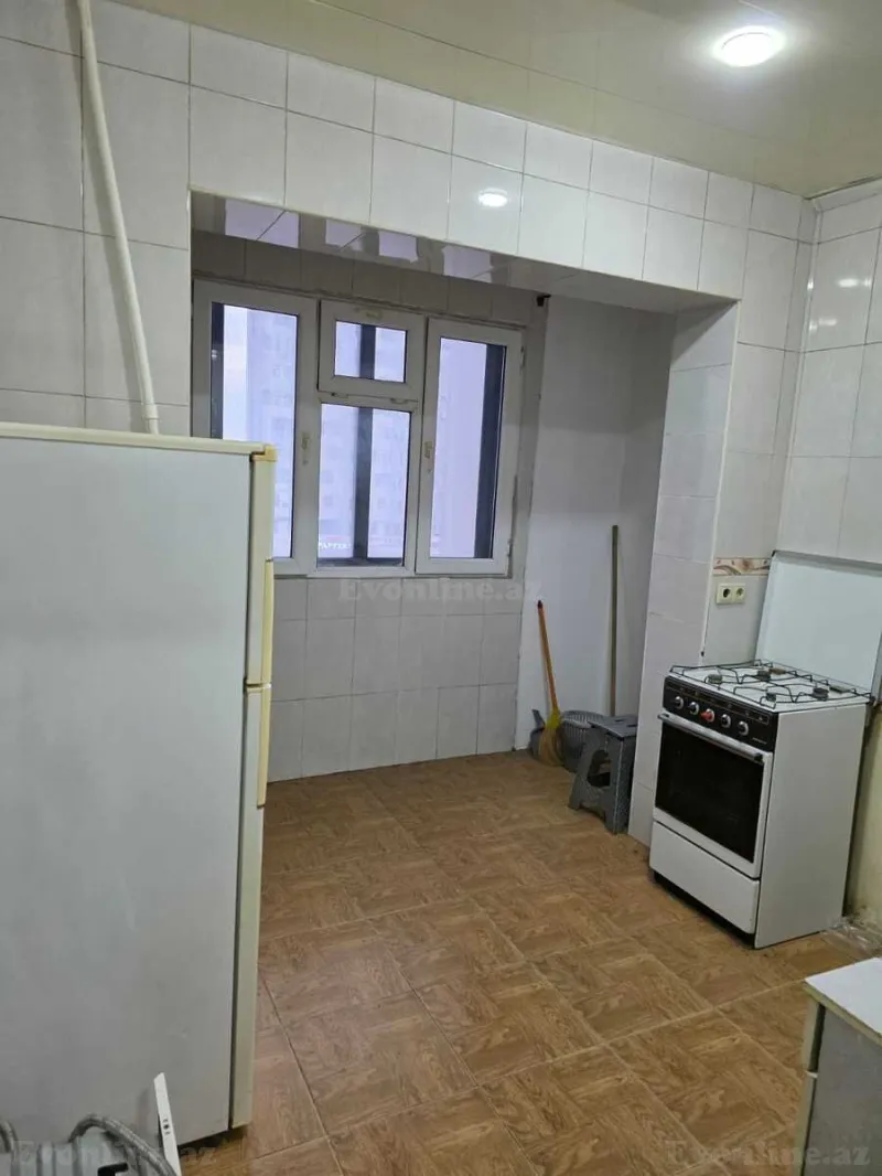 Satılır 2 otaqlı Mənzil Köhnə tikili 60 m² 20 Yanvar m. - şəkil 6