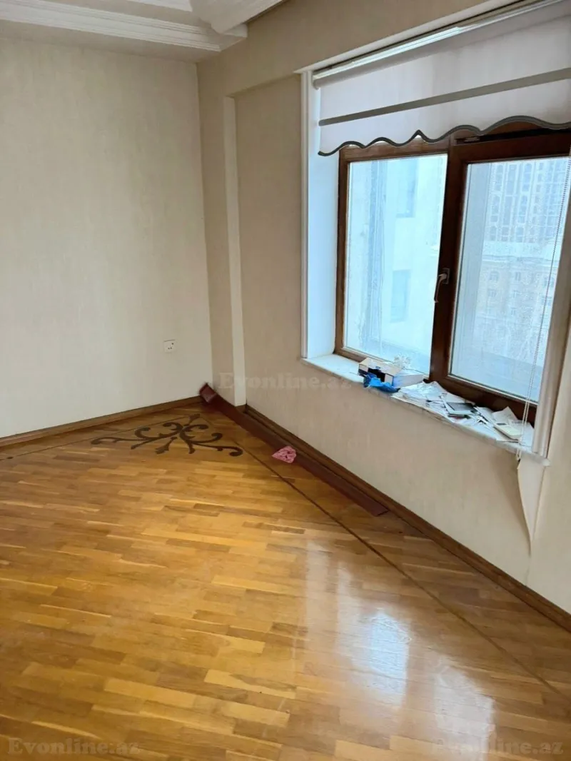 Satılır 2 otaqlı Mənzil Köhnə tikili 74 m² Xətai m. - şəkil 7