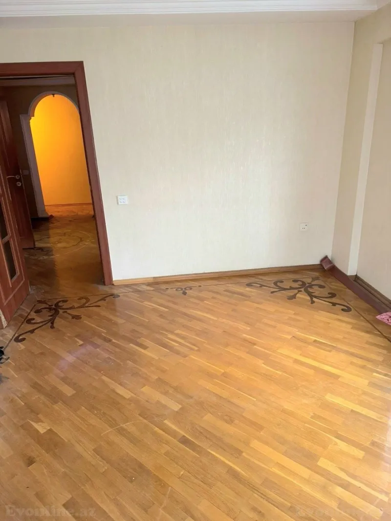 Satılır 2 otaqlı Mənzil Köhnə tikili 74 m² Xətai m. - şəkil 8