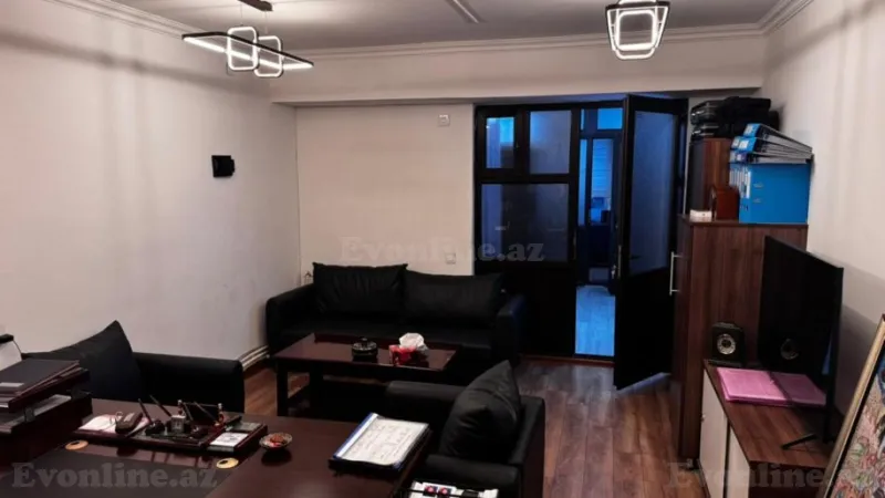 Satılır Ofis 64 m² Gənclik m.
